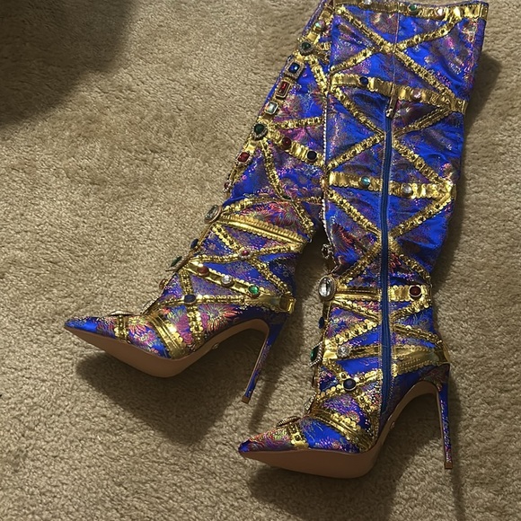 COPY - Azalea Wang High Boots - Picture 2 of 4